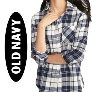 💙🌟Old Navy women’s classic Flannel Navy Blue and White size Medium